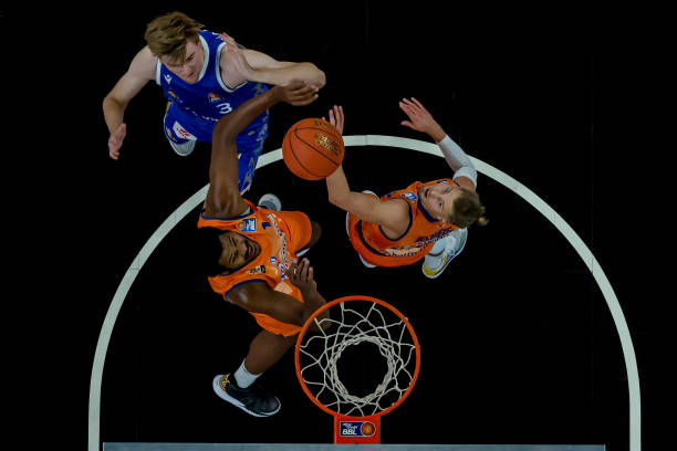 队在权衡其 队在权衡其