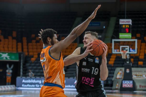 单赛季打进 单赛季打进